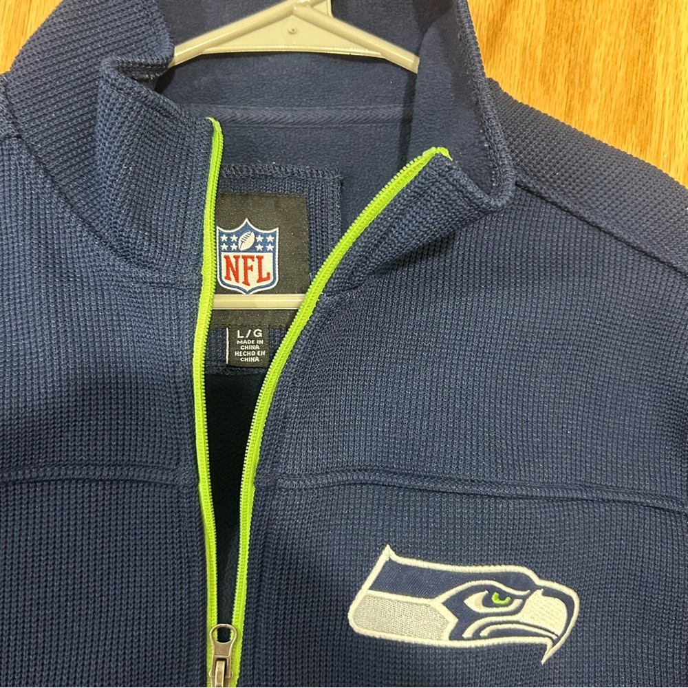 NFL Seattle Seahawks Logo Stripe Half-Zip Top Size Large - Picture 2 of 4
